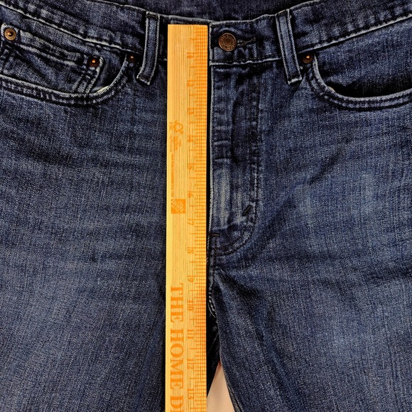 Levi's 550 Relaxed Fit Dark Wash Denim Jeans Mens W32 L34 - Picture 6 of 16